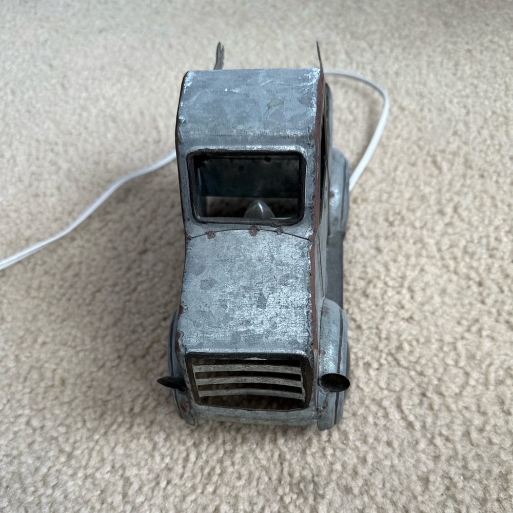 Truck lamp